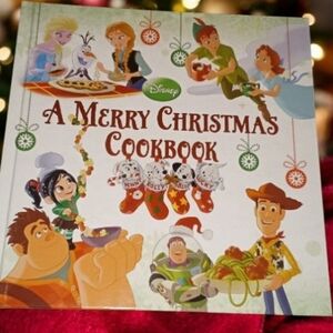Disney A Merry Christmas Cookbook - White, Red, Green Cover